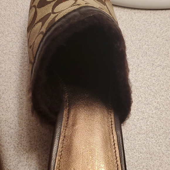Authentic Lightly fur lined COACH healed shoes. - Picture 7 of 8